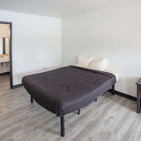 Glenstone Place Extended Stay Motel スプリングフィールド エクステリア 写真