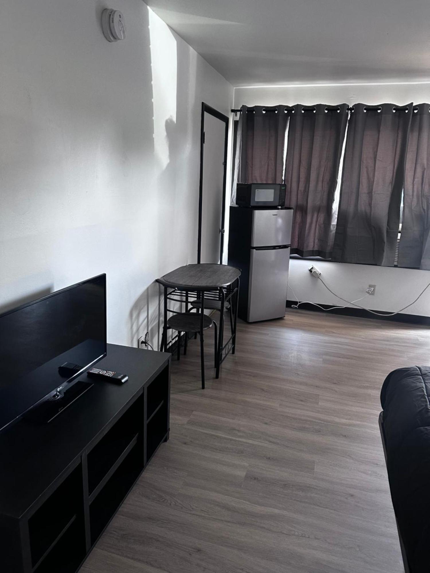 Glenstone Place Extended Stay Motel スプリングフィールド エクステリア 写真